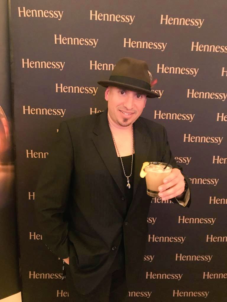 ValleyofdaSun's tweet photo. #TeamAZ reppin at #GuerradeGallos last night! @RagingBabe knows how to throw a #boxing event and party... #NeverStopNeverSettle @HennessyUS https://t.co/aET8szixcq