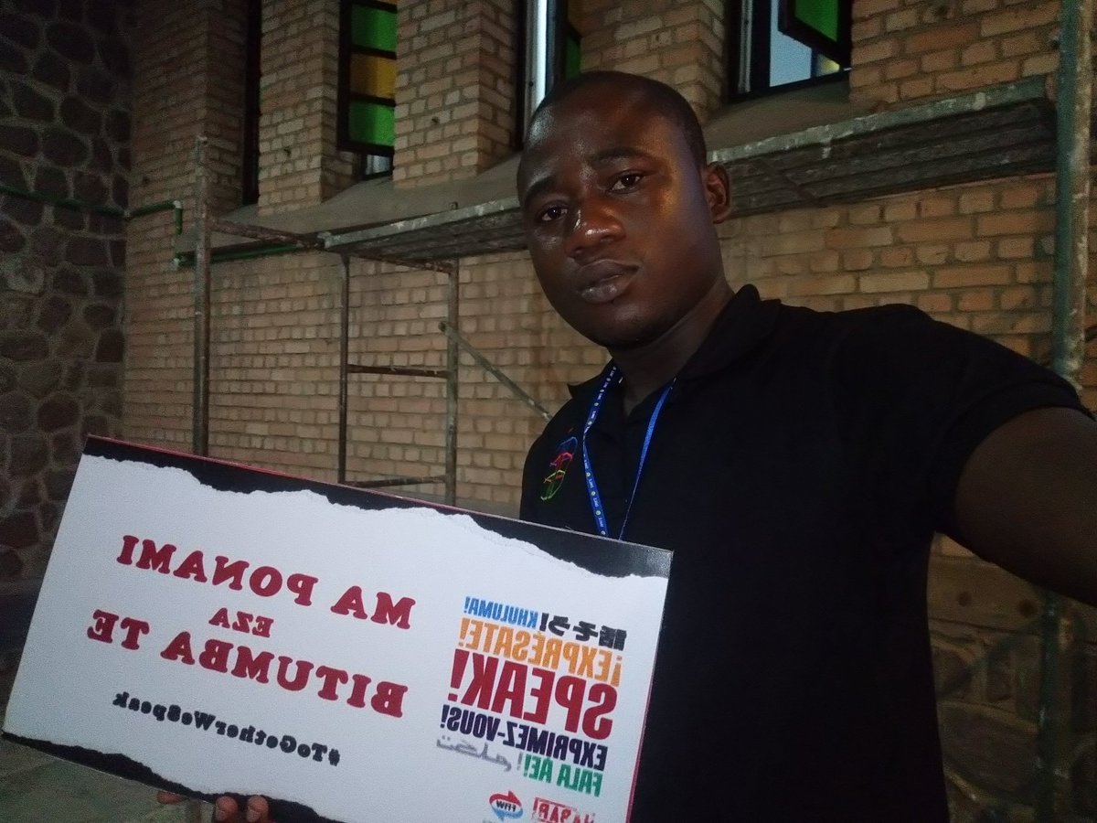 jhshotsha17's tweet photo. #RDCongo #TogetherWeSpeak la campagne #Speak2018 s'annonce bien à #Kinshasa, avec un message au choix les participants prennent photo. @habariRDC @actualitecd @politicocd @mondoblog https://t.co/hb3NeqYdlY