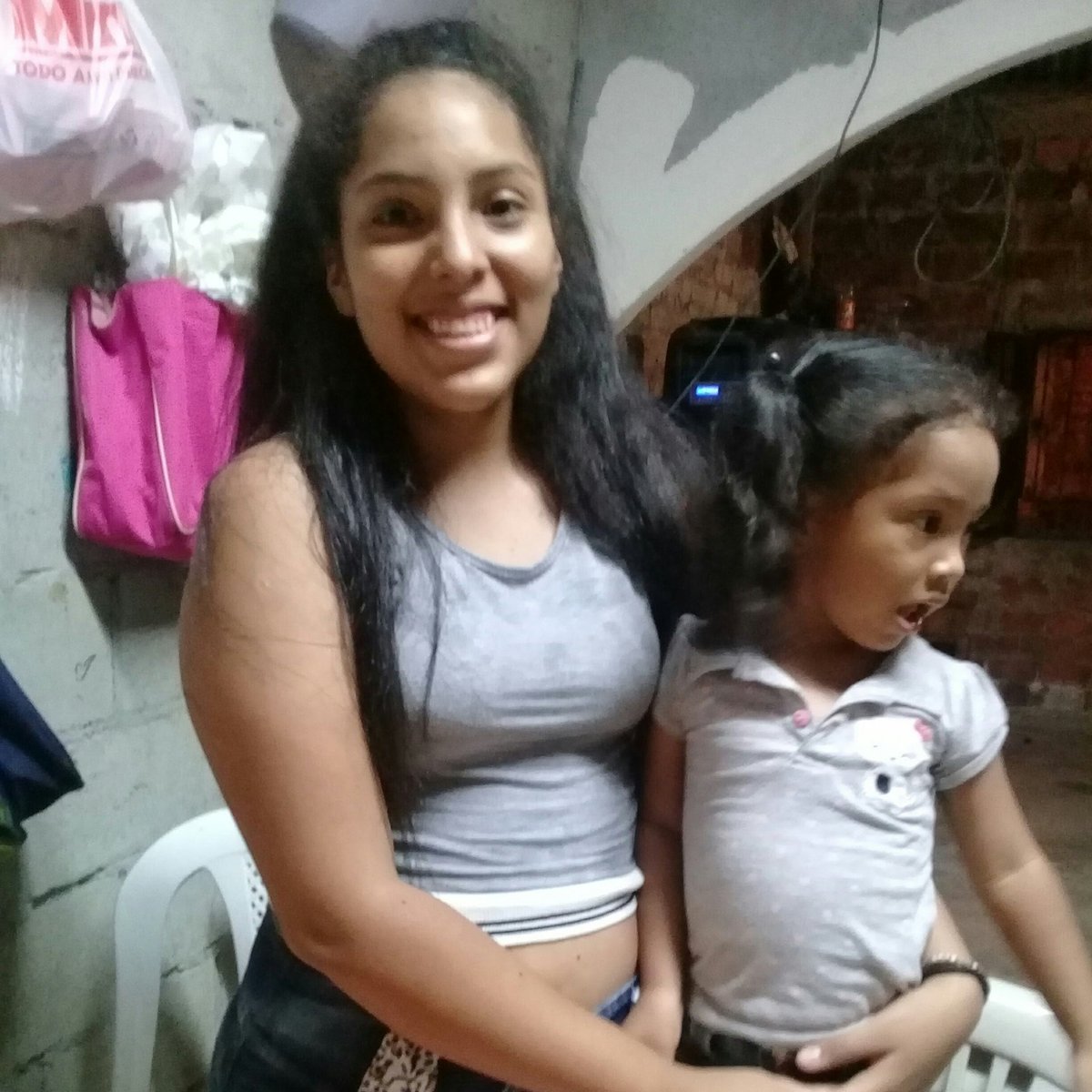 crityjacho's tweet photo. Mis amores cuanto las amo son el amor de ni vida https://t.co/2ZbZCfe214