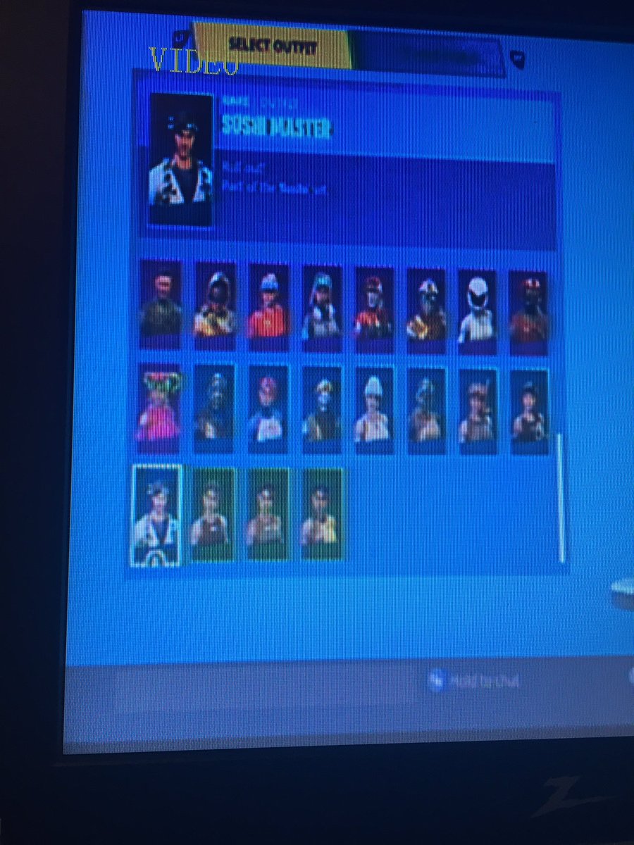 tyler08539205's tweet photo. #fortniteaccounts #fortniteaccountforsale #cheapaccount #fortnitecheap #fortniteaccountcheap Iβm looking for iTunes card of Xbox card dm me if you want the account I will send you the rest of the picture of the account https://t.co/4PkbG0rOsN