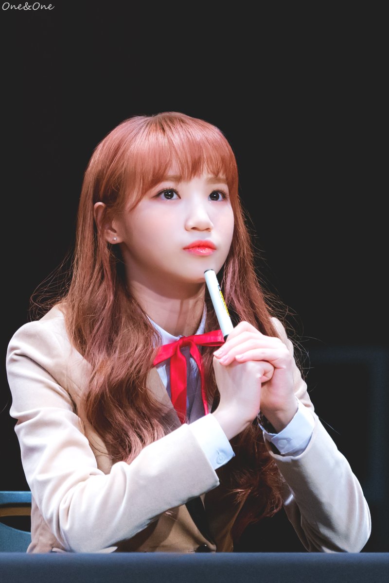 kim chaewon pics on Twitter: "181116 ୨♡୧ #김채원 #아이즈원 #IZONE  