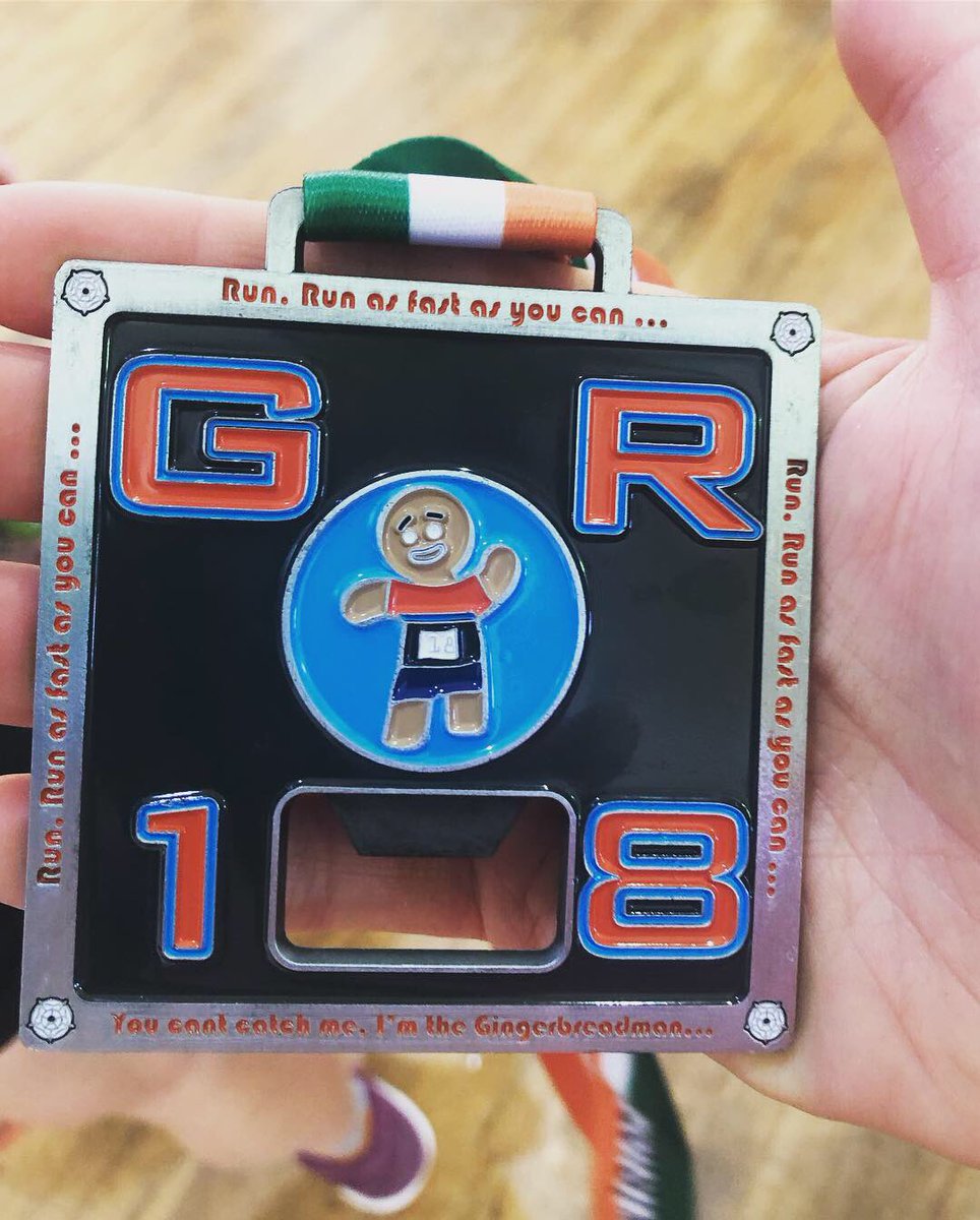 CaitNiT's tweet photo. Leathmharatón eile déanta agam #21km #gingerbreadrun #HalfMarathon https://t.co/gPrmQIySys