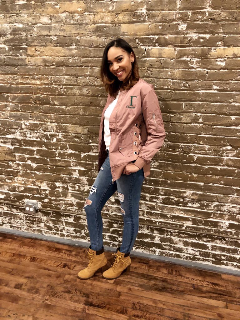 Emmy 🤞🏼💕 tweet media