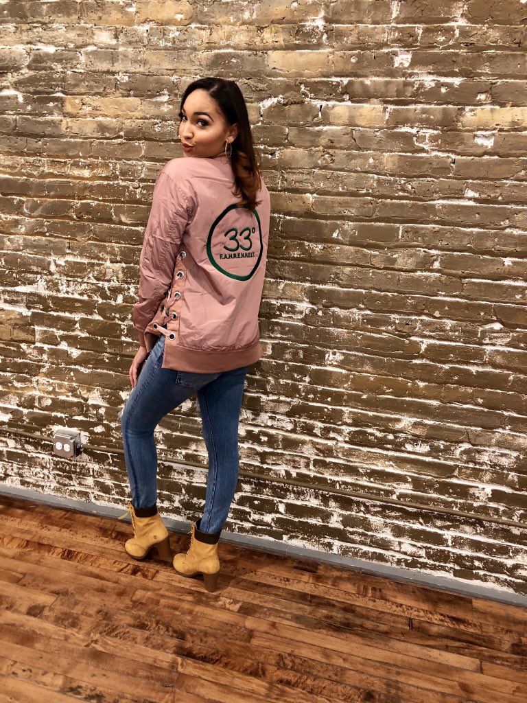 Emmy 🤞🏼💕 tweet media