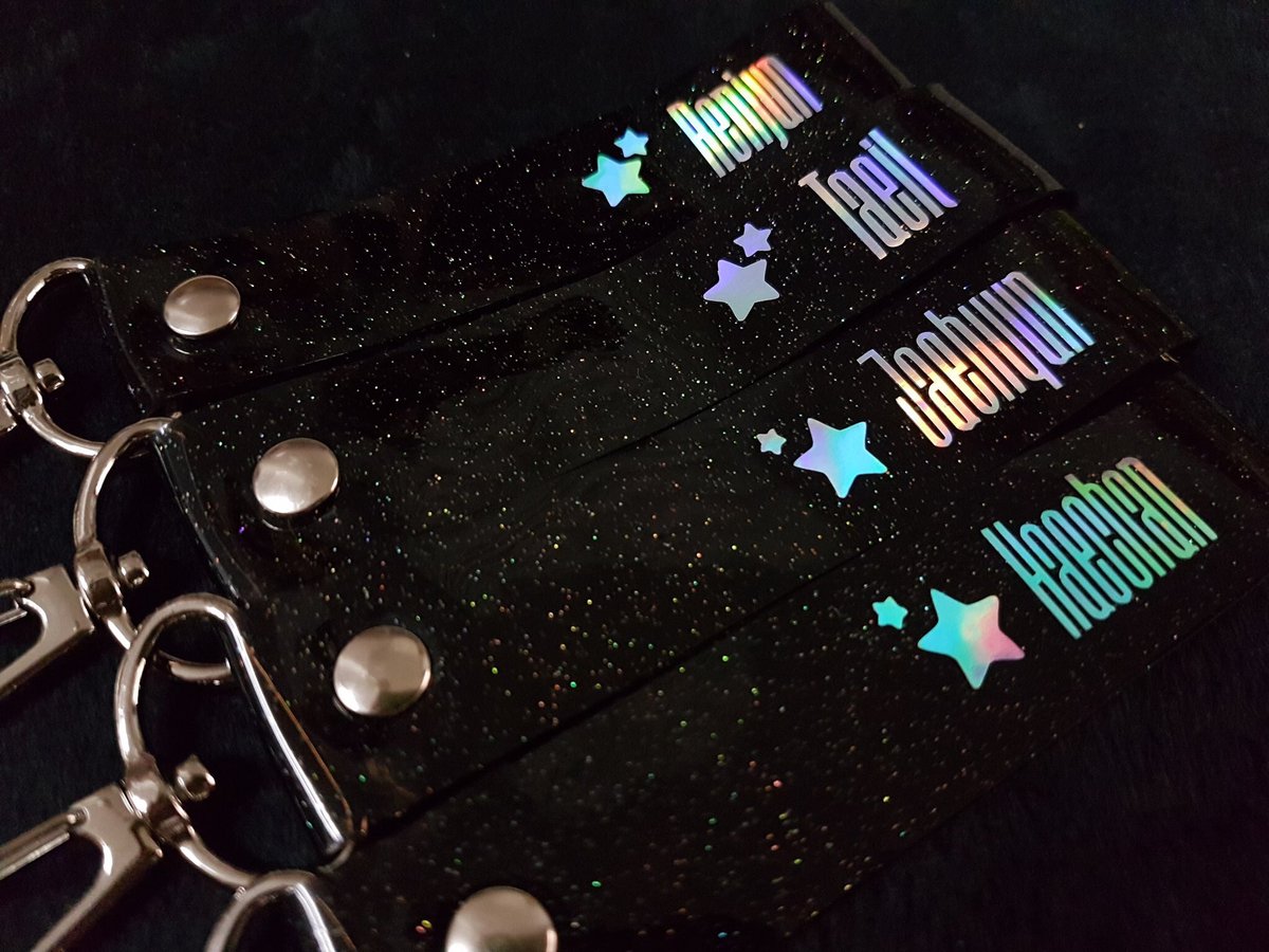 MILD_KJH's tweet photo. Finding many G.O. manager for hanging new batch of straps group order also who want to continue open~ interest on it 💌DM to me💚 #MildGrouporderUpdate
#Kpop #KpopGrouporder #EXO #GOT7 #NCTDREAM #iKON #WINNER #Seventeen #BTS #NCT127 #StrayKids #GOT7_PresentYOUandME https://t.co/uDo9nnOv3o