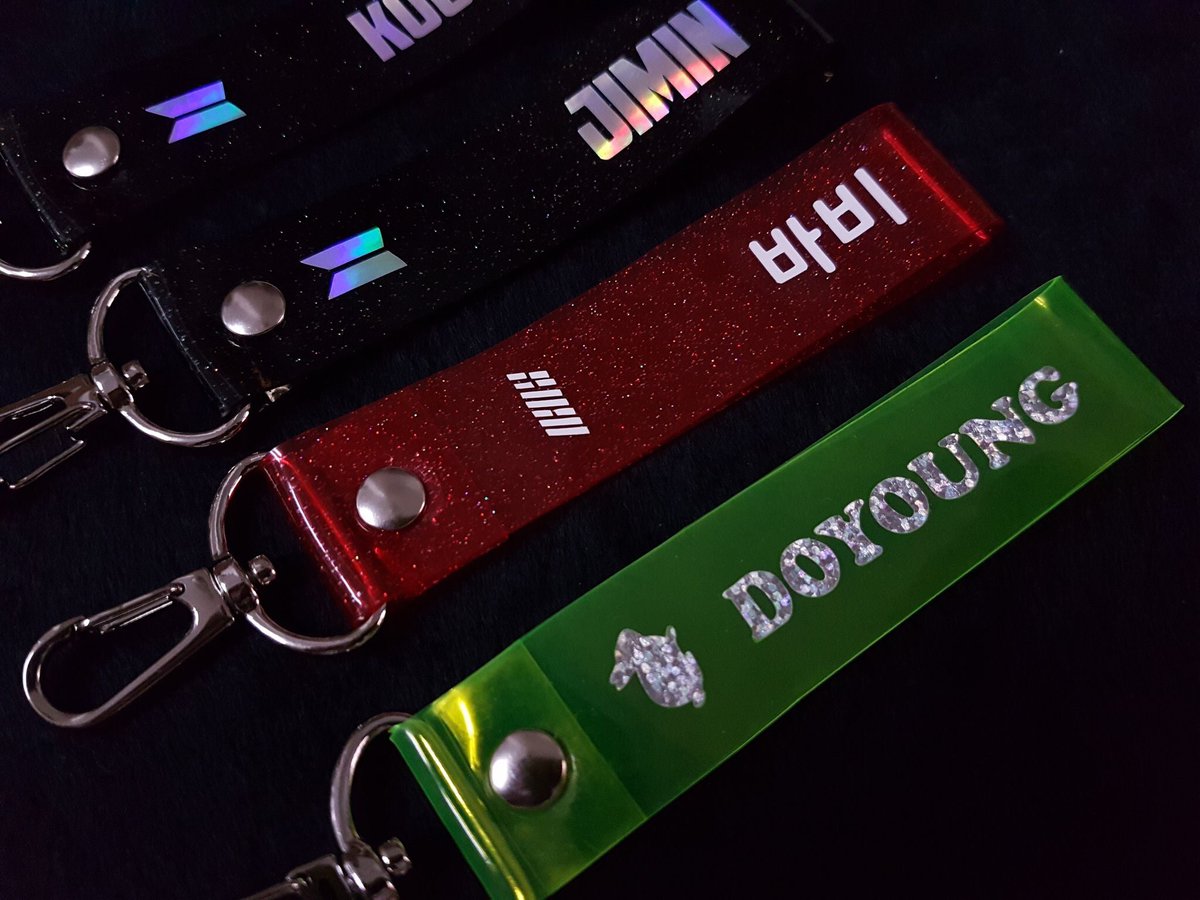 MILD_KJH's tweet photo. Finding many G.O. manager for hanging new batch of straps group order also who want to continue open~ interest on it 💌DM to me💚 #MildGrouporderUpdate
#Kpop #KpopGrouporder #EXO #GOT7 #NCTDREAM #iKON #WINNER #Seventeen #BTS #NCT127 #StrayKids #GOT7_PresentYOUandME https://t.co/uDo9nnOv3o