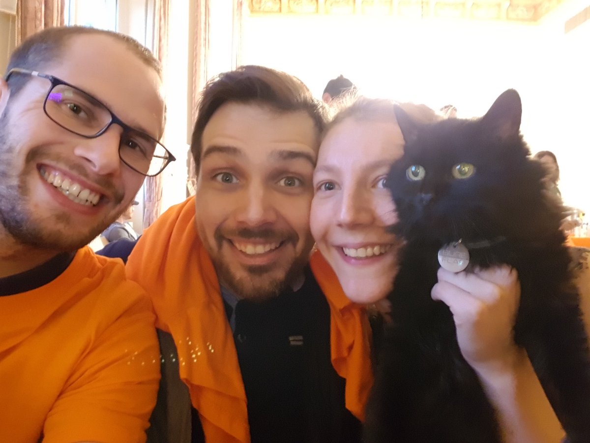 LisePottier's tweet photo. Go go go les participants,
À vous de briller sur scène devant le jury! Cette année nous étions mentors avec Mareva et  @AdopteTonChat
Un chouette moment avec vous tous! 

#adoptetonchat
#swlemans https://t.co/7wy1LUQTqQ