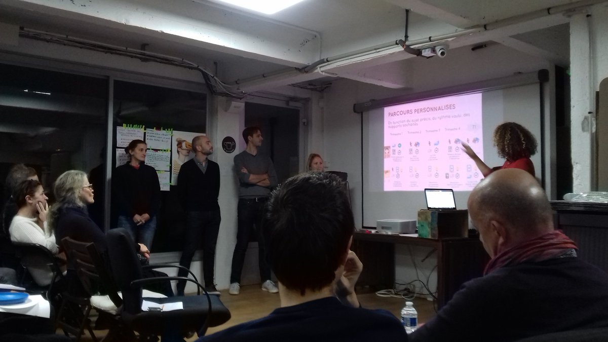 fannylebrech's tweet photo. Au tour de Huggy, projet monté en équipe durant le #WeekendCo organisé par @casacowork d'être pitché ! 5 projets seront pitchés au total ce soir :) https://t.co/RkAaIEiyhy