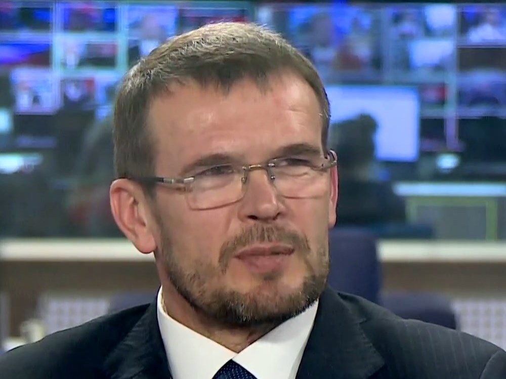 Василь вакаров рост. Василий вакаров. Юрий кот журналист. Вакаров василь политолог украина. Вакаров василий дмитриевич.