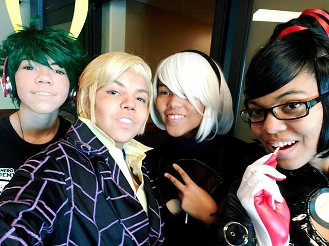 ArcadeAngels_'s tweet image. Happy Sunday! Last day of Daisho! We've had a blast, and will be sticking around for fun and panels. Come find us at #Daishocon !! .
.

#cosplay #daisho #daishocon2018 #jjba #bayonetta #2b #nierautomata #nier #cosplayers #streamers #twitch #animeconventi… ift.tt/2S17oL4