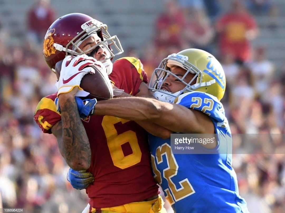 SESchwartzman's tweet photo. Consider this my official declaration that #USCvsUCLA is the best looking rivalry in sports history.
#USC #UCLA #Conquest #USCUCLA https://t.co/nNKulCUdIP