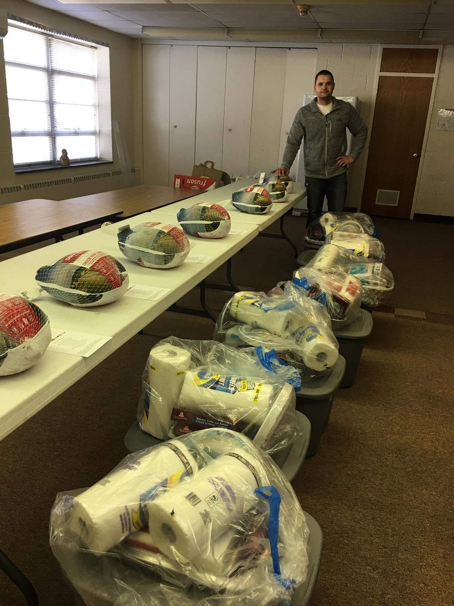 OLMA_NJ's tweet photo. Don't forget! Food drive items must be in by tomorrow! Here's a look at how our donations will be packaged up for families in need. These are the first 8. Ours will add 8 more! Thank you! #thanksforgivingfooddrive #OLMACARES #OLMAINTERACT @TriCountyRotary https://t.co/8XMryGzI9f