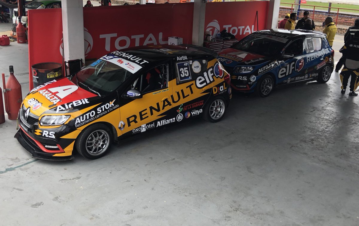 tc2000colombia's tweet photo. @AutostokTeam @Renault_Co tuvieron problemas en el inicio de la jornada y sus pilotos @Camilof88 @pipeceballos_ no saldrán en las dos ultimas válidas del día. Grandes Pilotos y un Gran equipo. #TC2000xWIN https://t.co/JjR6Scpu2W