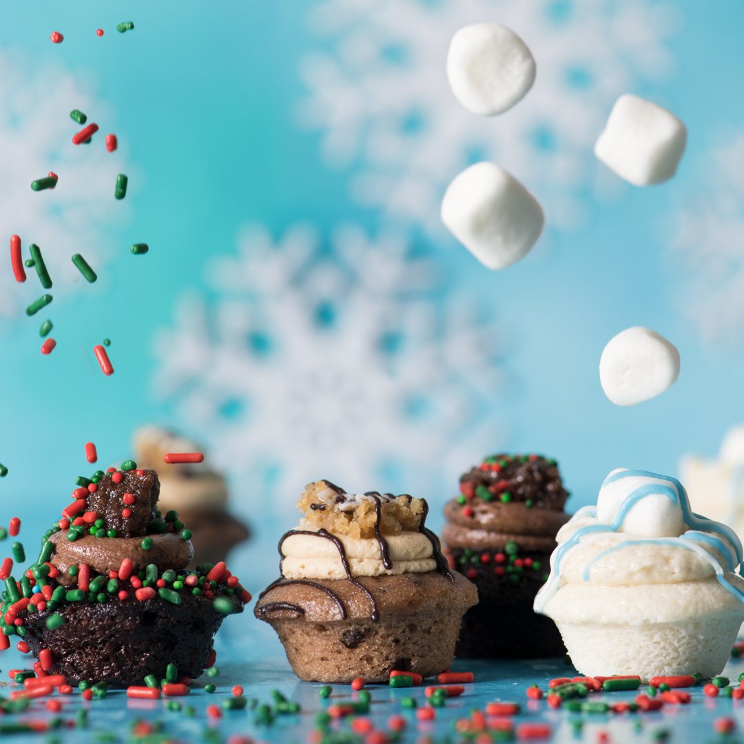 bakedbymelissa's tweet photo. Winter flavors are here! ⛄ Say hello to the new crew: Chocolate Caramel Cookie Dough (self explanatory 🍫😍), Magic Cookie (with cookie butter stuffing and magic cookie bar on top 🍪), and fluffy Marshmallow! ❄🌈✨ #magiccookie #marshmallow #caramel #cookiedough #bakedbymelissa https://t.co/9XhfZMhYDK