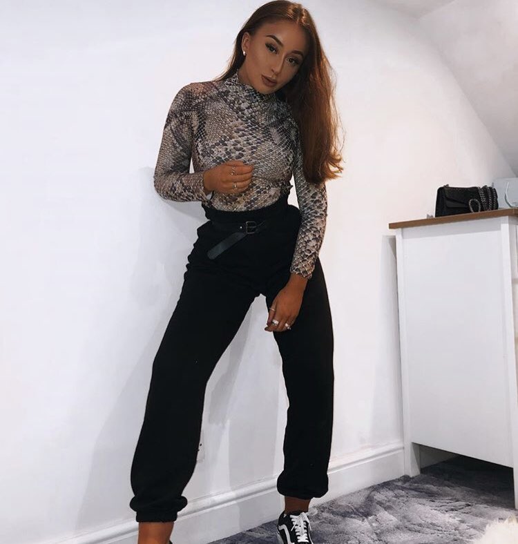 Robyn_PRManager's tweet photo. A few of our Angels absolutely SLAYING in some of our new items this week 😍 #BloggerStyle https://t.co/7qFJAk8IFL