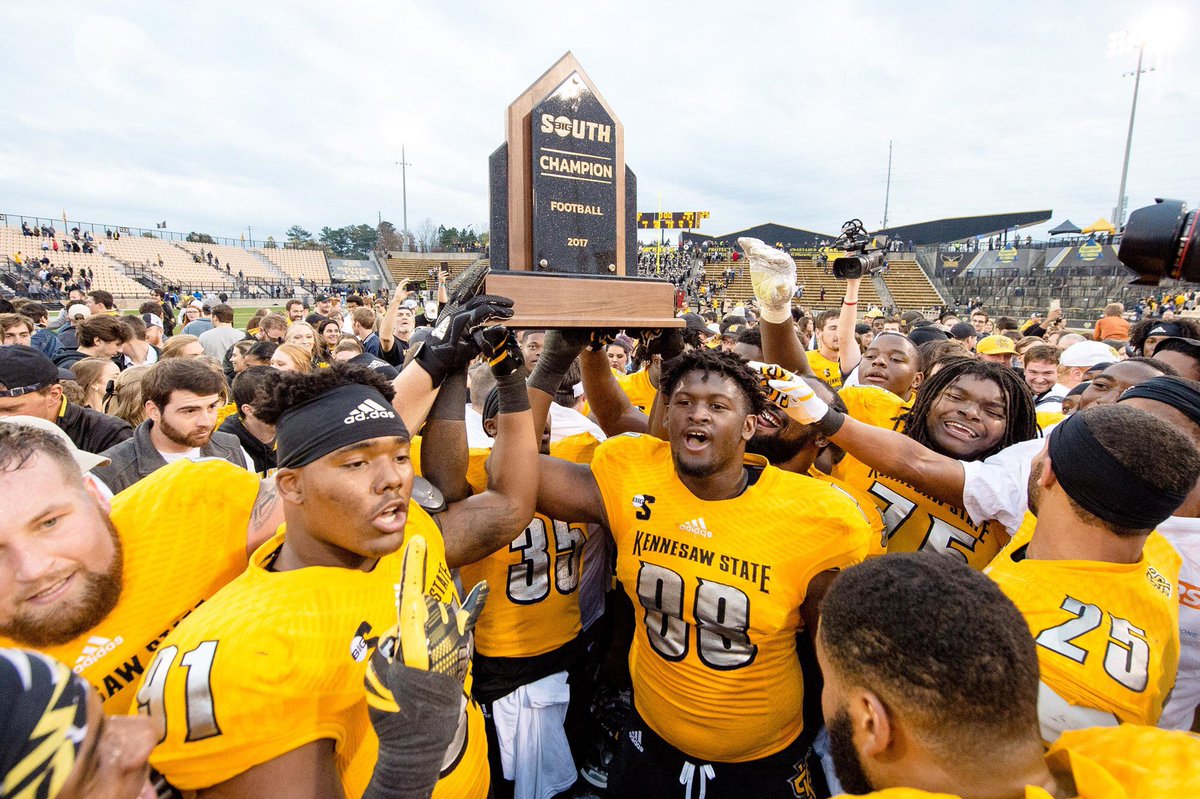 Blessed to receive my first D1 offer from <a href="/kennesawstfb/">Kennesaw State Football</a>