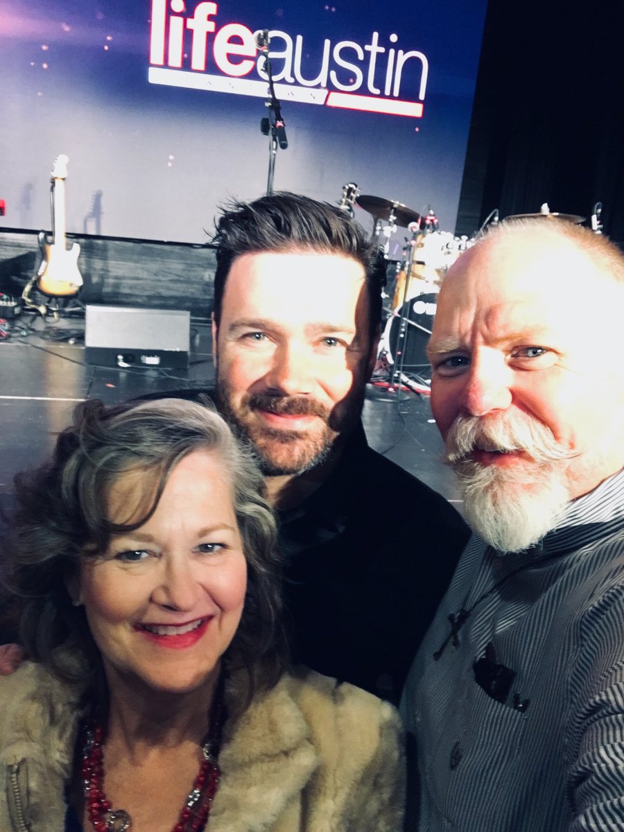 CarolynKahler's tweet photo. Church shopping within the LifeAustin Family of churches. Loved worshipping with Pastor @brockstamps today. @RandyPCD #LifeAustin https://t.co/hbFQ5m296d