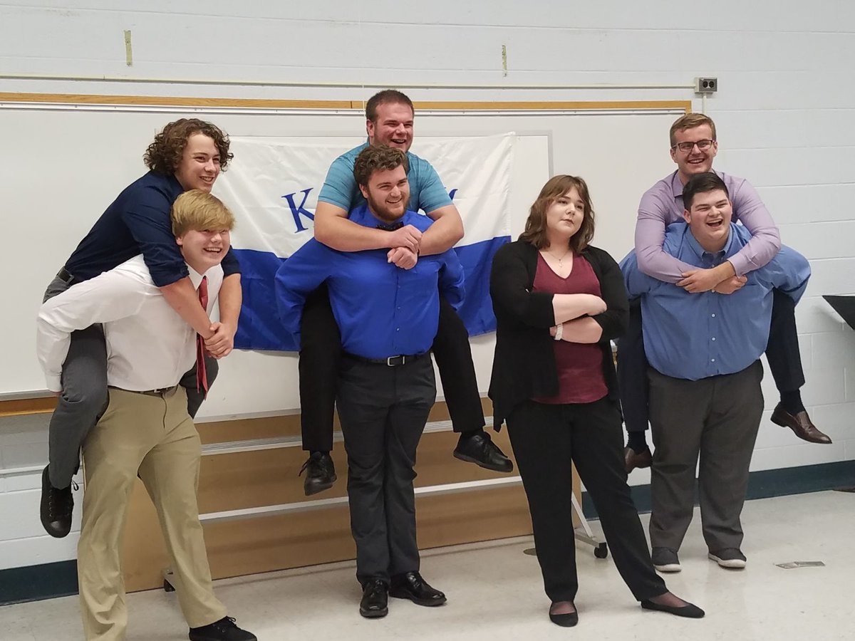 kkpsido's tweet photo. Lambda class' funny photo after second degree today. https://t.co/DmPp1Tx86Q