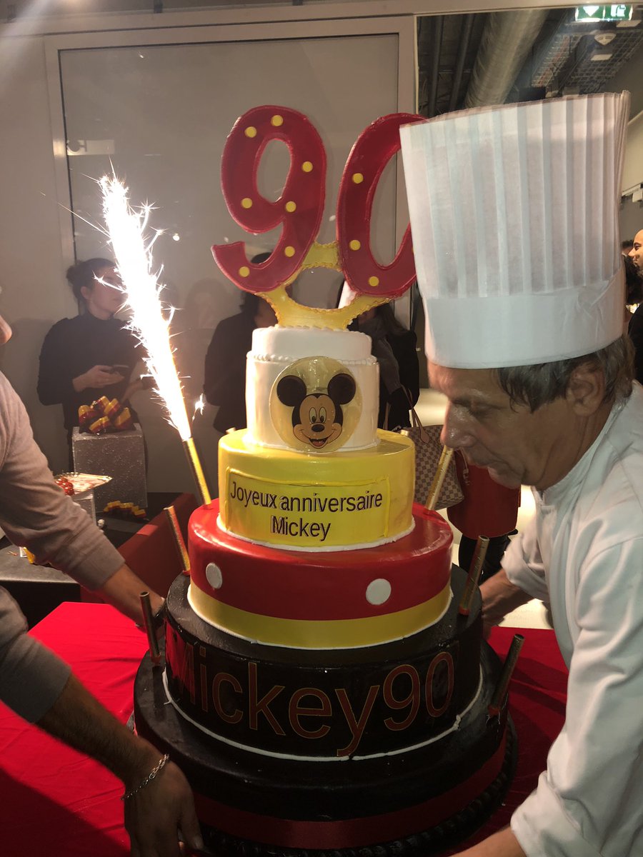 Amelie Canet A Twitteren Today Is The D Day Joyeux Anniversaire Mickey Mickey90