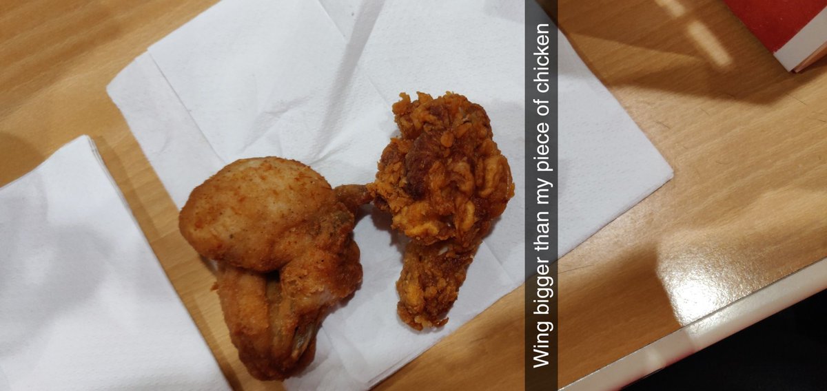 RMaccy's tweet photo. @KFC_UKI just got a megabox and I'm trying to work out if I got 3 wings, 3 pieces of chicken or a pugs leg and 2 wings 🤔🤔🤔 whaaaadaaaa https://t.co/HbFJvou8Af