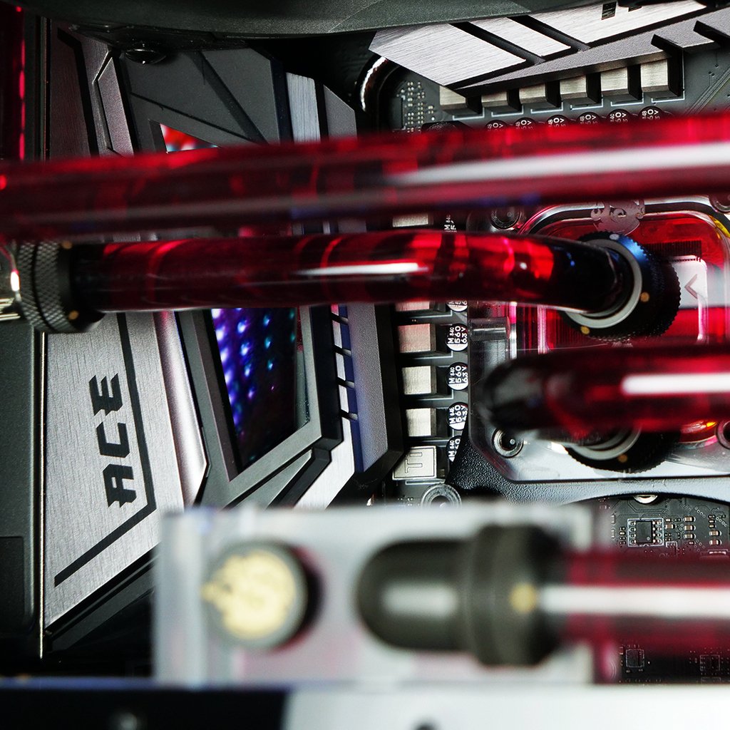 msiUSA's tweet image. Check this Venomized build with the ACE mobo! 
Such a great work from @jojococostudio!

Spec🔎:
Mobo: MEG Z390 ACE
GPU: MSI GEFORCE GTX 1070 TI TITANIUM 8G 
CPU:  INTEL® CORE™ i7-8700K
Case:  Fractal Design Define S2 Blackout -TG

#MSIZ390 #NewDimensions390 #INTEL #MSIxVenom