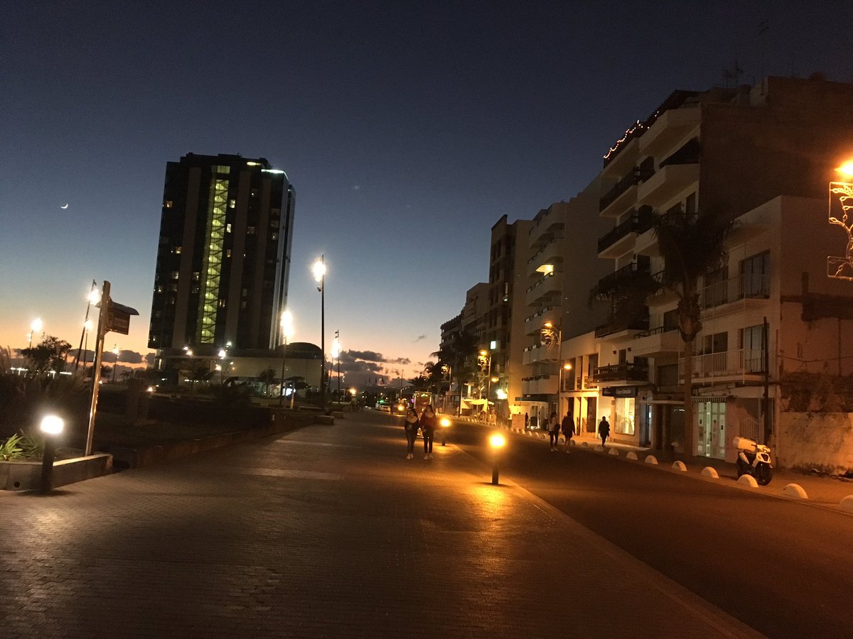 luissyoel's tweet photo. @luissyoel @arrecife @lanzarote #luisyoelcarmona #arrecife #lanzarote #islascanarias @CubanosPor #cubanosdelmundo https://t.co/TfQKFagkzb