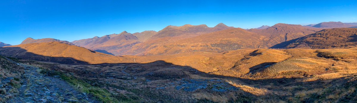 A stunning weather weekend in and around Glencoe. #glencoe #rannochmoor #devilsstaircase #ScotlandIsNow #greycorries