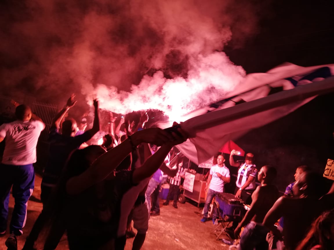 Barra_Atlantica's tweet photo. Sres.faltan 90  minutos
Nada se ha perdido
Mientras haya oportunidad hay Fe de Victoria
Vamos para la casa con todo
@ArabeUnido_
#SoyDAU  #SEMIFINALESLPF https://t.co/T4T3ycS1Tp