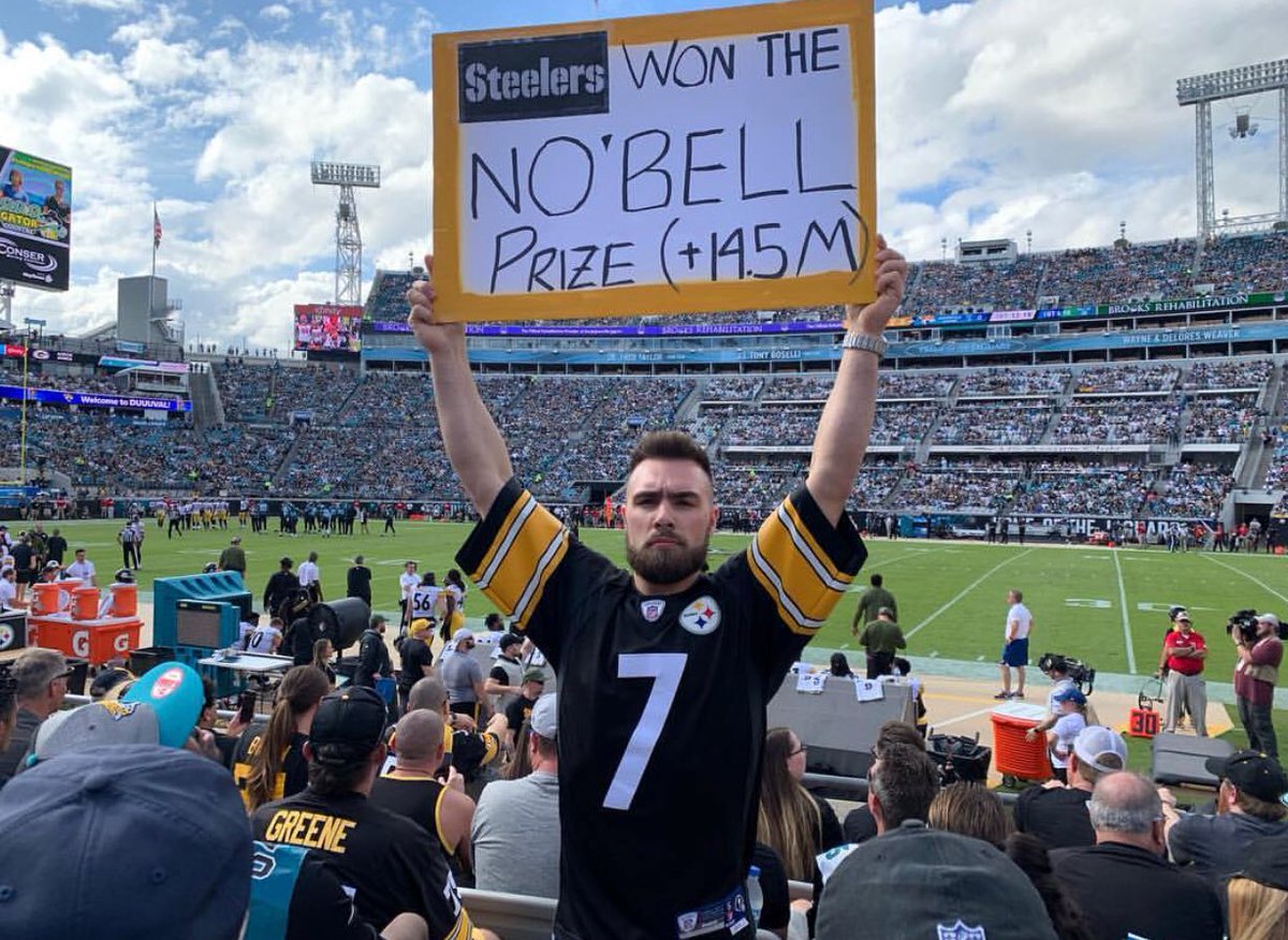 darrenrovell's tweet photo. Sign Of The Day (📷 by Sam Romano) https://t.co/CilKfJfpmg