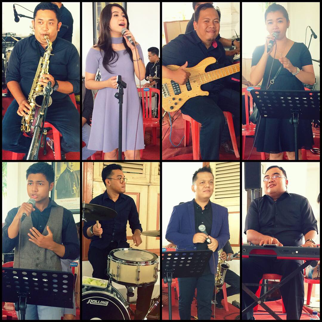 DamarSae's tweet photo. Foto dg WD&amp;Band di Bintaran, hari Sabtu 17 Nov. #music #band #live #saxophone #keyboard #drum #bass #guitar #singer https://t.co/tnqzK8QGNV