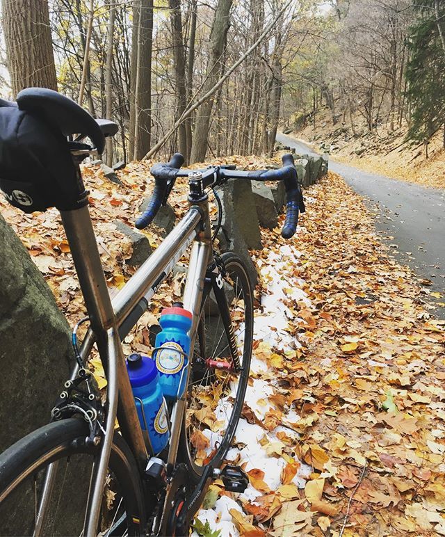 CyclocrossTony's tweet photo. Crisp, but beautiful day to get out and ride #cysco #cyscocycles #speedsleev #speedsleevonboard #goodguysracing #strictlybicycles #rideti #wymtm https://t.co/8ogyUzGYDT https://t.co/Ktxfo6mfdM