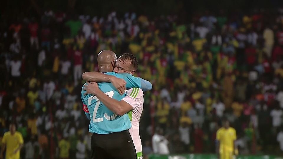 ألف مبروك التأهل لمنتخبنا لنهائيات كأس أمم إفريقيا قبل المبارة الأخيرة ⚽⚽🇩🇿⚽⚽
1 2 3 viva l Algérie 🇩🇿❤
#TOGALG
#souhilabenlachhab
