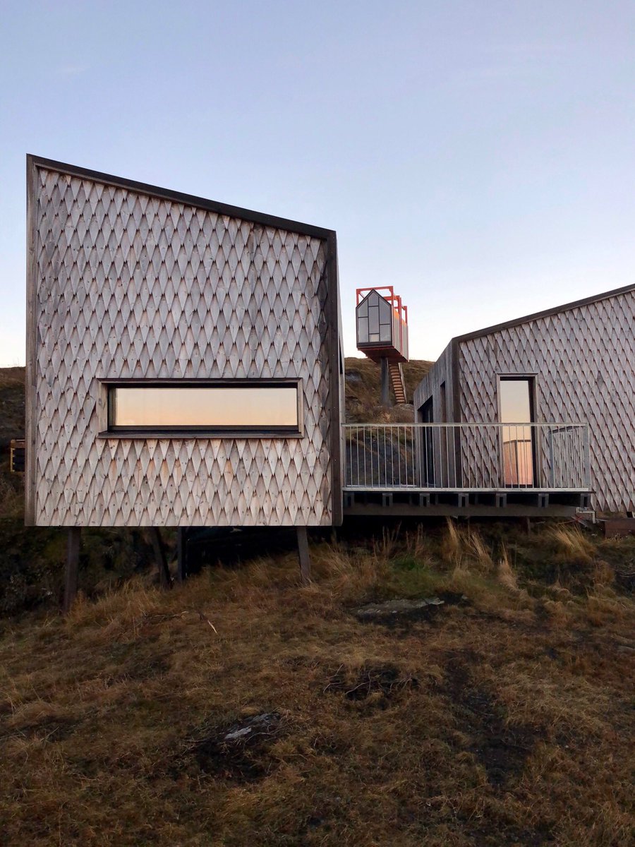 mattmdavies's tweet photo. Home for the next two months...

Honoured to be looking after this series of cabins on the Norwegian archipelago of Fleinvær (photos taken this afternoon) #archinspo #Norway #islandlife. More here: https://t.co/9FkiUTtNG4 https://t.co/hKGWjLB30F
