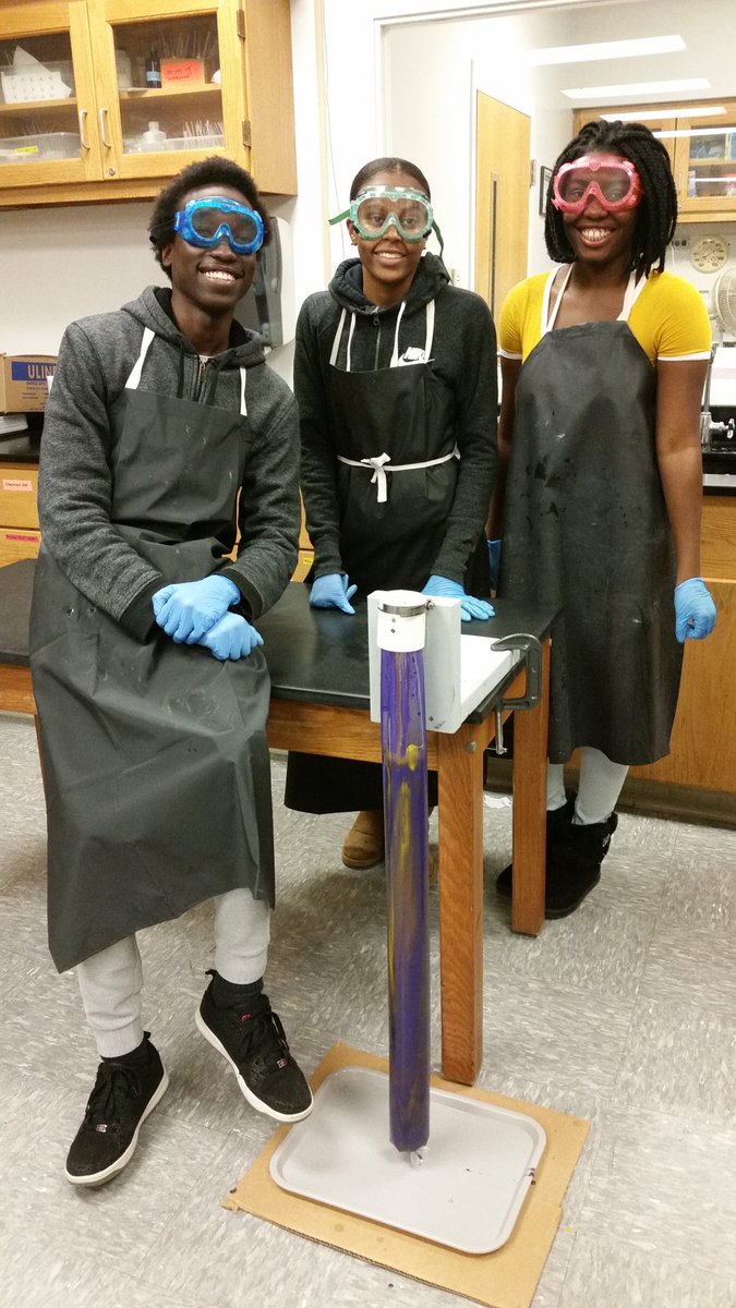 wnchem's tweet photo. Thanks to these talented AP chem students (and many others!!!) who made 186 round bars of soap on Friday after school. @WNChemGems #ExperimentalDesignSuccess
#ScienceInRealTime
#WNsoapProject https://t.co/eoal6BxeJB