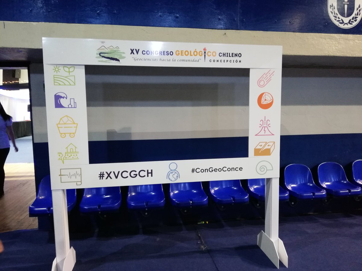 XVCGCh's tweet photo. No se pierda la ceremonia inagural, los espermos con muchas sorpresas ☺️ #XVCGCh https://t.co/4fiDMi55wM
