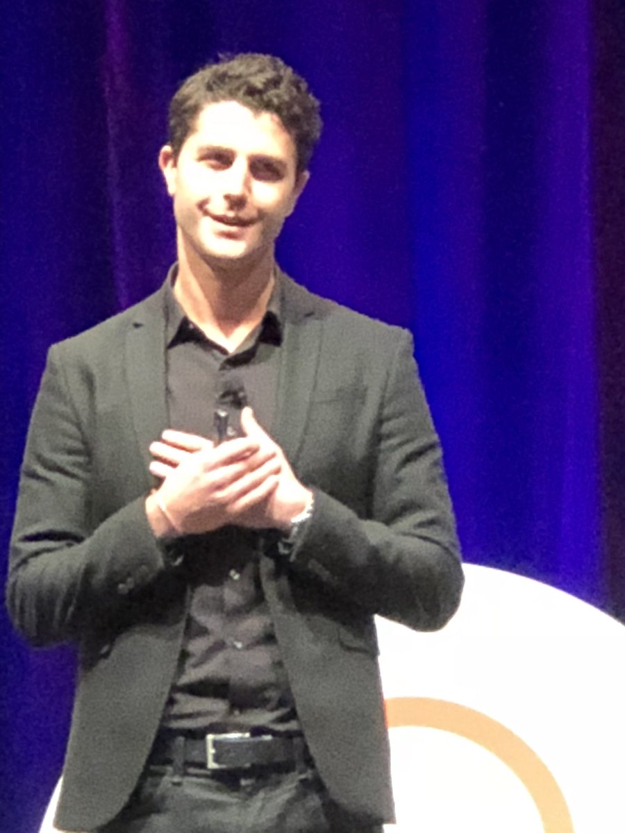 SmartMtgsJT's tweet image. @BenNemtin asked #meetingprofs at #CMPConclave2018 one simple question: What do you want to do before you die? Writing down the answer to that question-and sharing it with others-is the first step to making the impossible possible. Not giving up is important, too. #meetsmart