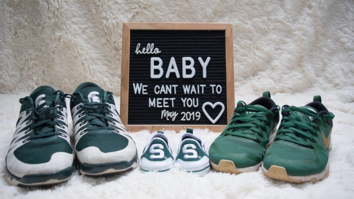 matt_h17's tweet photo. Pleased to share that @stacijhoward and I are adding a baby spartan fan to our family. #SpartansWill #futureSpartan https://t.co/3DGKVJqcV3