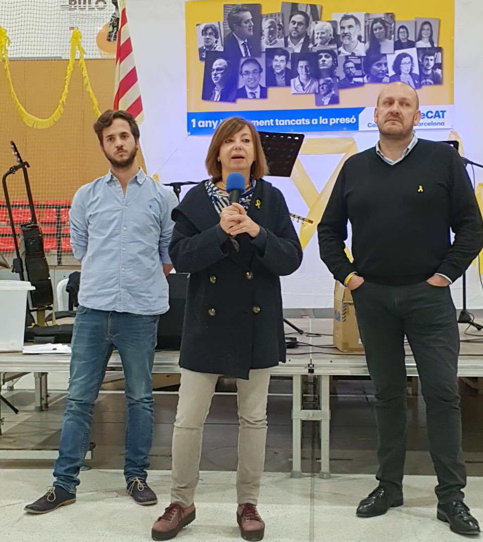 JordiMonros's tweet photo. A la #Diadagroga del @PDCComarquesBCN no hem oblidat als nostres presos i exiliats de la mà de la nostra Consellera @txellborras i del seu fill @AsensioBernat. Se'ns dubte tant @jorditurull com @joseprull haurien d'estar aquí dinant i xerrant amb tots nosaltres en plena llibertat https://t.co/ZZF1pXmy6F