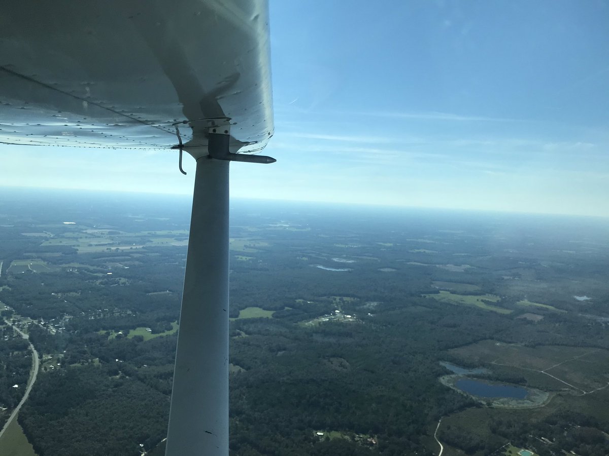 Back in the air!! #JandJFlight #PrivatePilot #FlyLikeAGirl #Cessna #C172 #IamWAI #InstrumentTraining #LiveAGreatStory #ChicksFly #FlyDay #AdventureLife