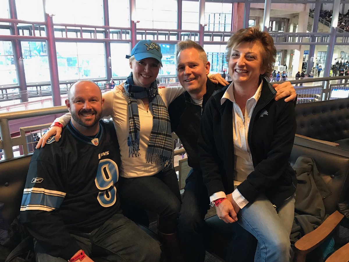 Christine Rhines tweet media