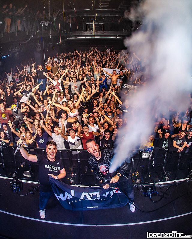 LorenzoTnc's tweet photo. Another super fun weekend on tour with Mr #IAMHARDSTYLE, @djbrennanheart!⁣
We visited Estonia on Friday and Switzerland on Saturday 🇪🇪🇨🇭we all had an amazing time as you can see in this photo, and can’t wait for all the new epic things planned for th… https://t.co/U53ps6Nelb https://t.co/Kr54ac6OAi