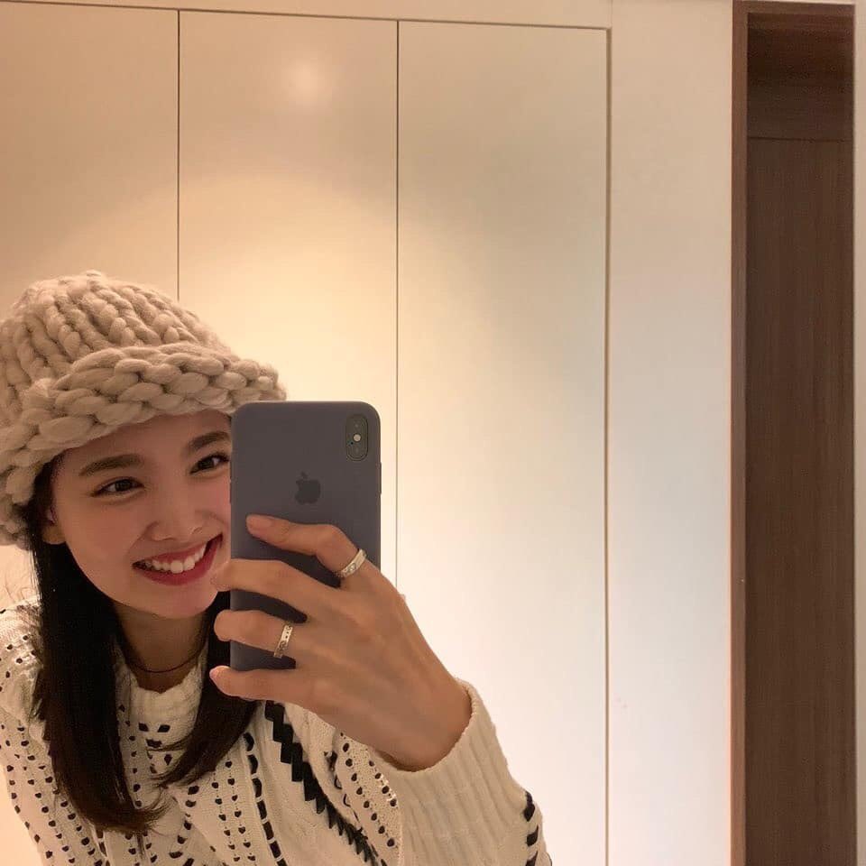 nayeonpics's tweet photo. she’s the cutest girl ever she’s the cutest girl ever she’s the cutest girl ever https://t.co/o8Z9d3er7f