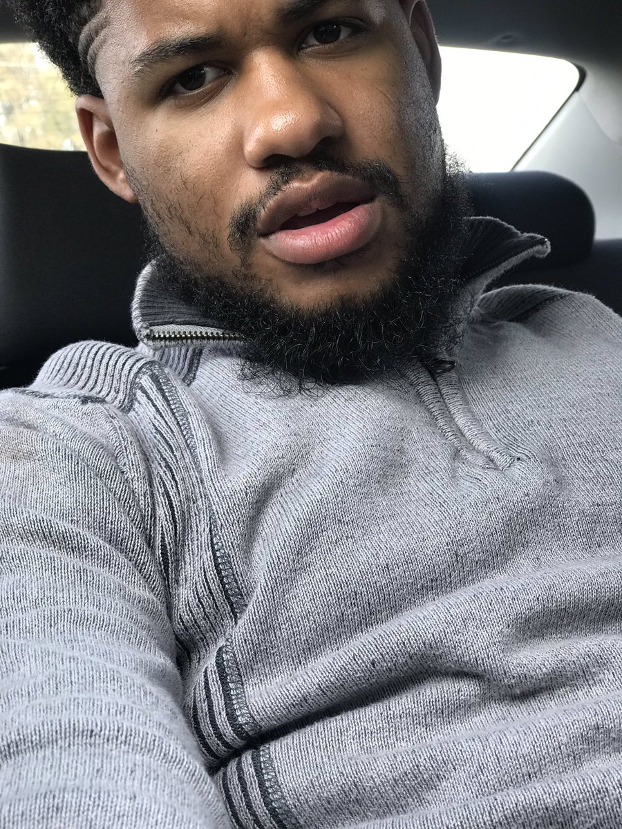 PromoSean__'s tweet photo. #ScruffyFace First time participating in #NoShaveNovember 🔘 https://t.co/axSu34d9FC