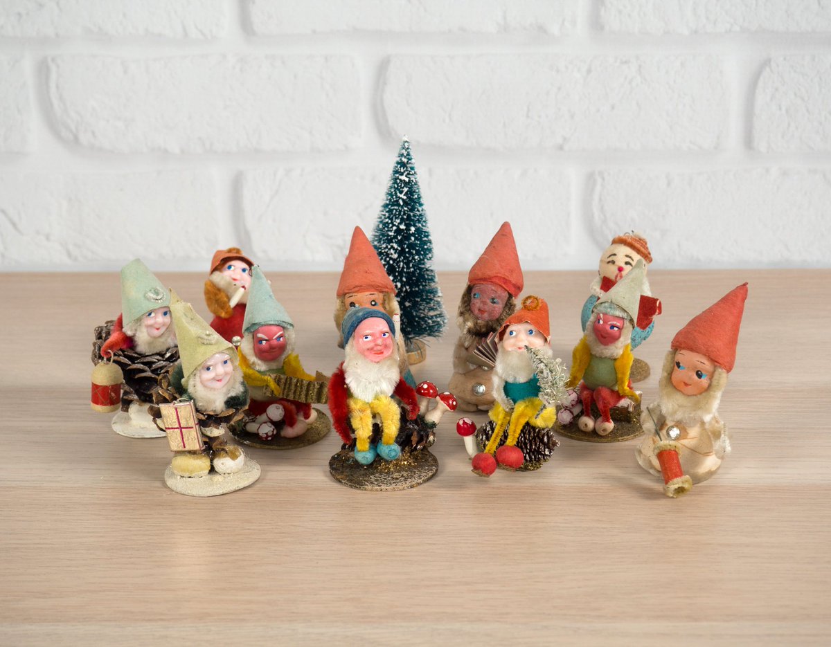 FFVintage's tweet photo. I'm dreaming of a snow white Christmas...#vintagechristmas #christmasgnome #pinecone #pixie #elf #gnome #christmaspixieelf https://t.co/o197YZffpI