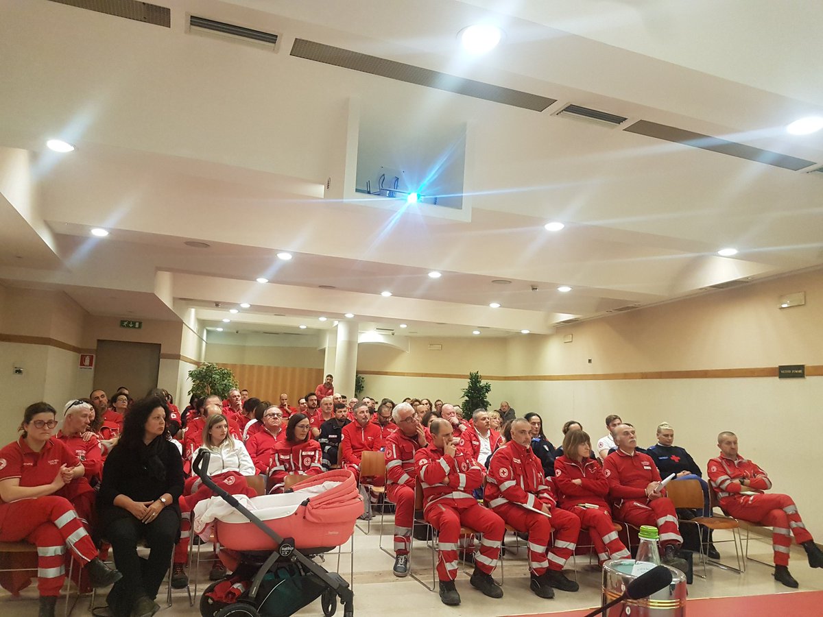 criumbria's tweet photo. Una giornata dedicata all'aggiornamento della  formazione degli Istruttori Full D, MSP e dei Monitori
Sono intervatute anche al D.ssa Quintavalle Dirigente Medici di Asl Umbria 2,e Sabrina Ramini Referente Nazionale Full D.
 #Unitaliacheaiuta #personeinprimapersona #CRI https://t.co/L07jlAvIo4