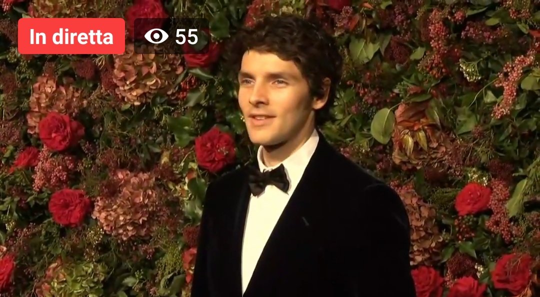 LovingColin's tweet photo. When you do not understand anything anymore...❤️🖤❤️
#ESTheatreAwards #ColinMorgan #bestirishtalent #Translations https://t.co/0yG1sJCHda