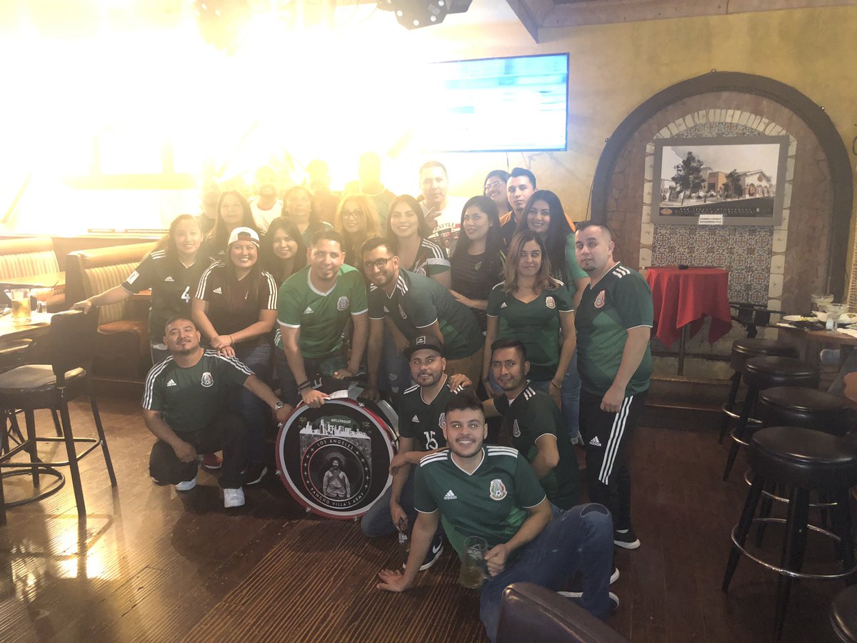 PVASeattle's tweet photo. Buen Viewing Party el Viernes Mexico vs Argentina. Gracias @VillasArmyLA nos vemos el ano que viene para la Copa Oro 2019! @PVAHTX @PVAOakland @VillasArmy #LaPorraDeMexico™️#PanchoVillasArmy™️ #NadaNosDetiene #PVAFamily #PVA #PVASeattle #PVAHouston #PVAOakland #PVALA https://t.co/OpUpaxuwyd