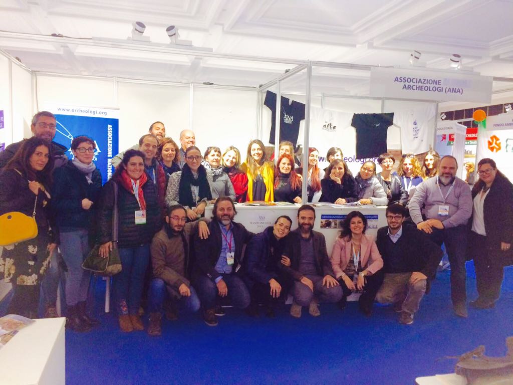 Archeologi's tweet photo. Anche quest'anno si è conclusa la nostra partecipazione alla #BMTA2018 un ringraziamento a tutte le delegazioni e a tutti i nostri soci #ANARacconta #ANAPaestum #archeologia #tutelachitutela https://t.co/dCDlGWaa47