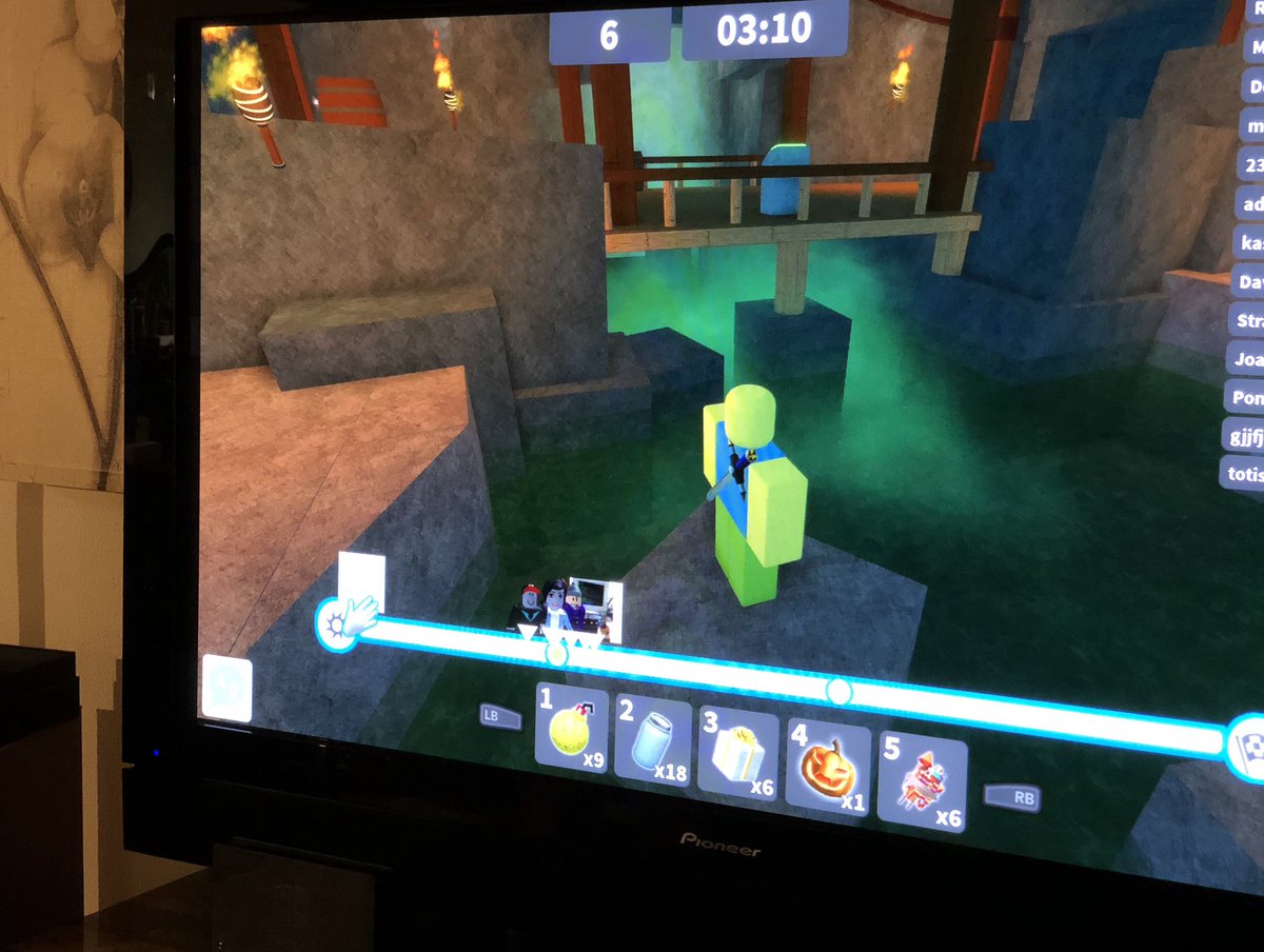 John Linneman On Twitter My Son Continues His Roblox Deathrun - plasma television roblox