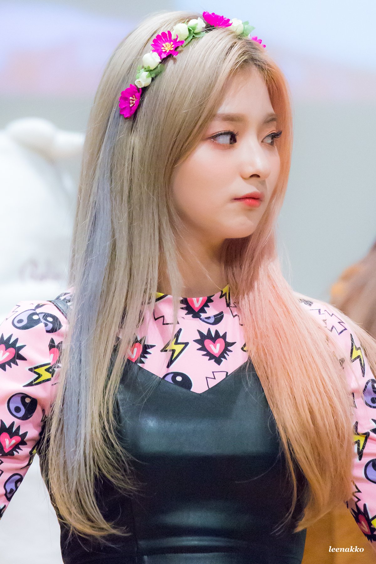 DsTzOEoUUAAcY1t.jpg:large